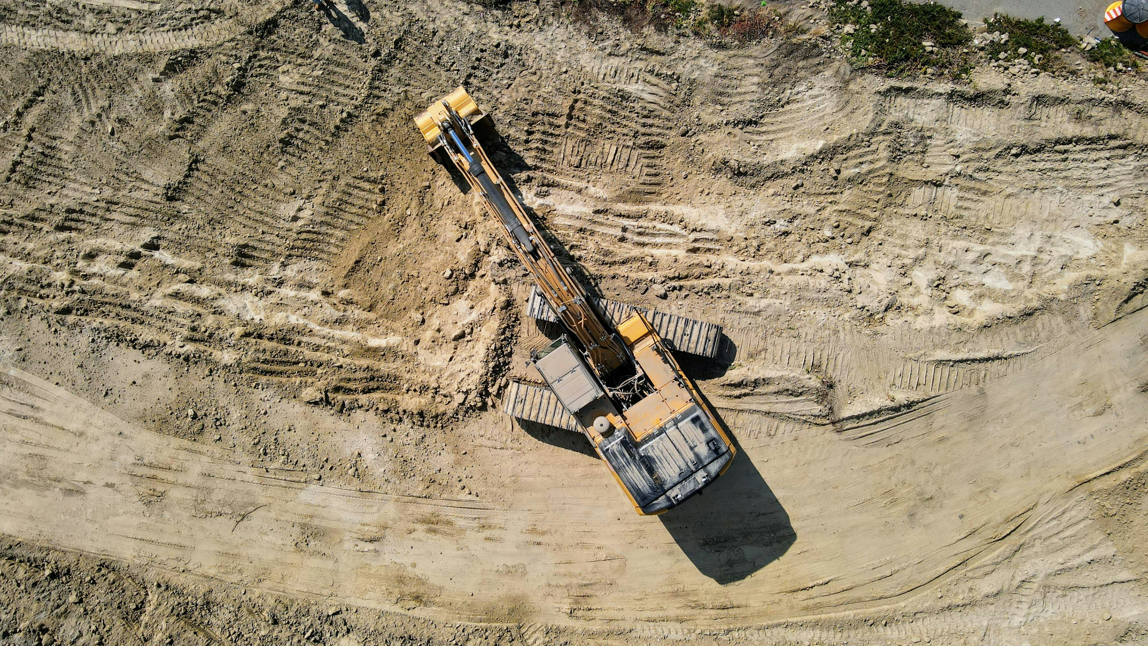 Pollution Liability in Construction: Understanding TPL Insurance Coverage 2